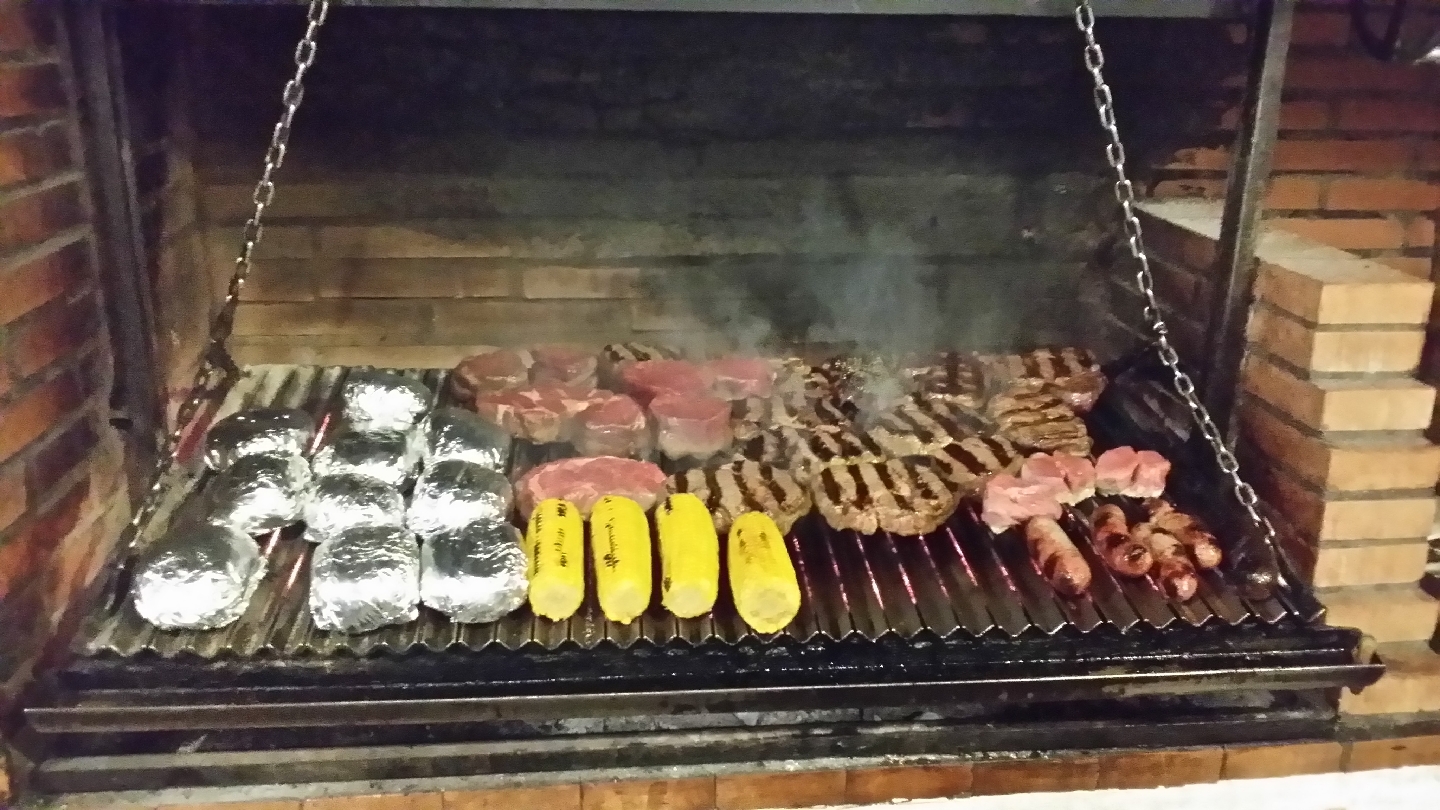 Parrilla de carbón vegetal de Restaurante Poncho's